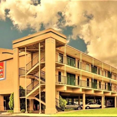 Super Inn Williamsburg Norge Zewnętrze zdjęcie