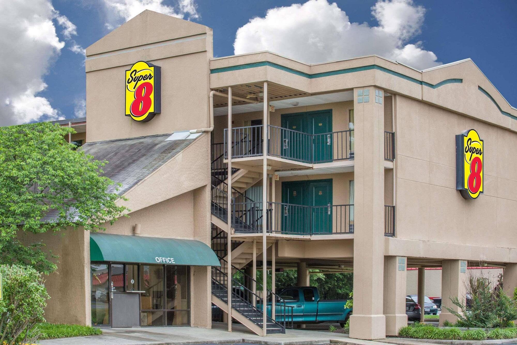 Super Inn Williamsburg Norge Zewnętrze zdjęcie